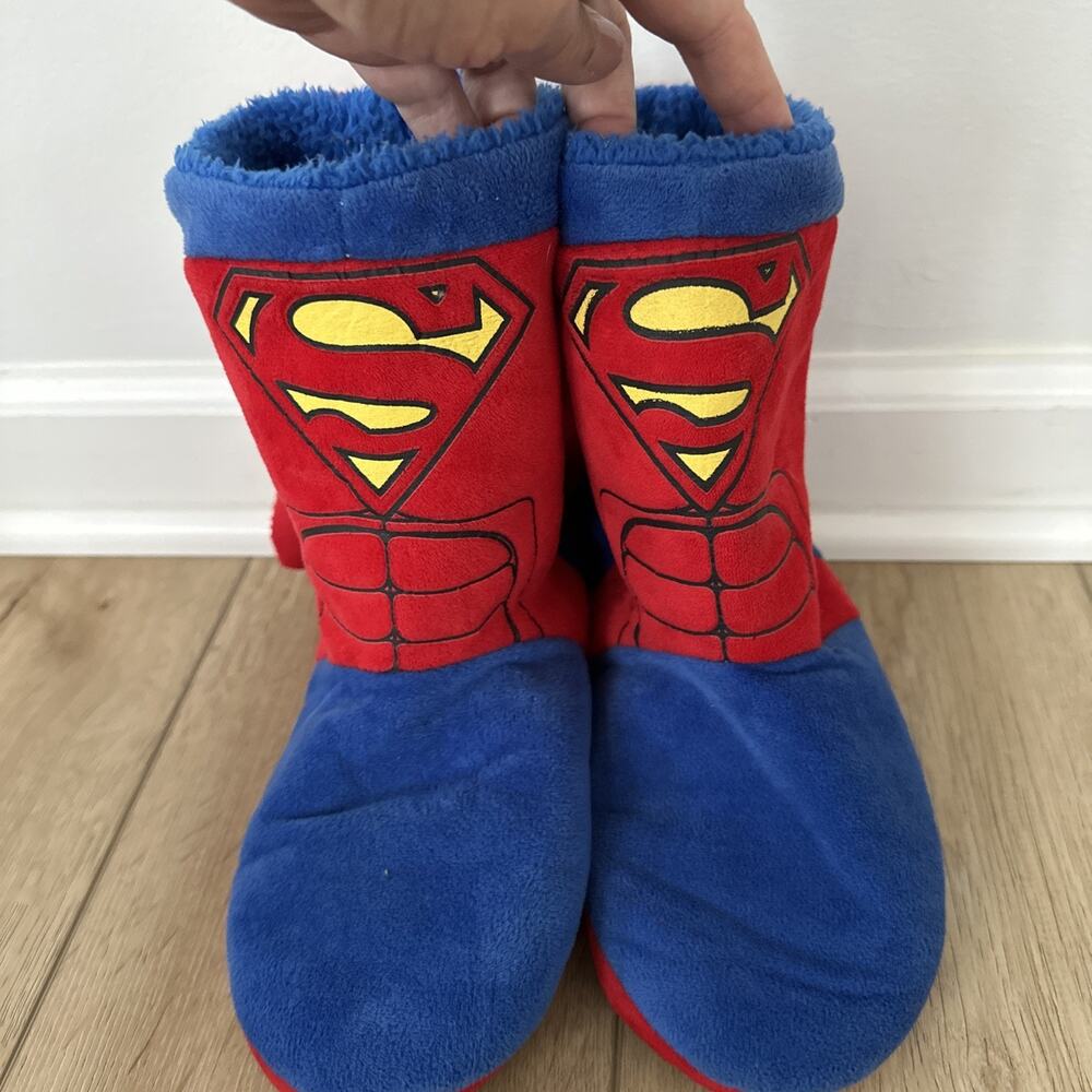 DC Comics Superman Plush Slippers Kids Sz 13-1 Cape Non Slip House Shoes